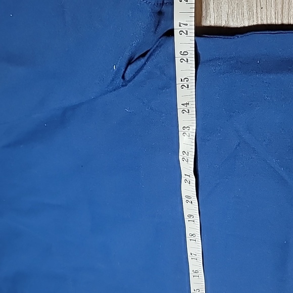 SELLING 3 MEDICAL SCRUB YANKEES TOPS AS A BUNDLE SIZE XXL - Picture 7 of 8